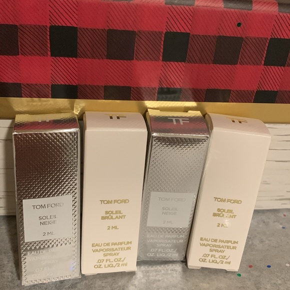 Tom Ford - Picture 2 of 4